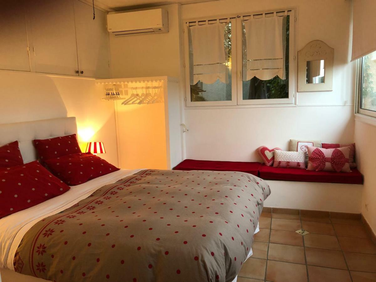 Les Grimaldines - Maison D'Hotes Cagnes-sur-Mer Esterno foto